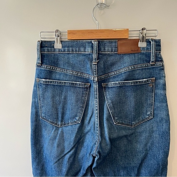 Madewell The High-Rise Slim Boyjean Crop in Barksdale Wash - Picture 10 of 14